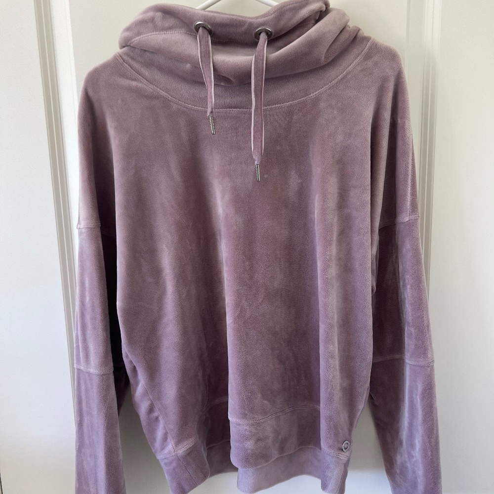 Calvin Klein long sleeve pullover